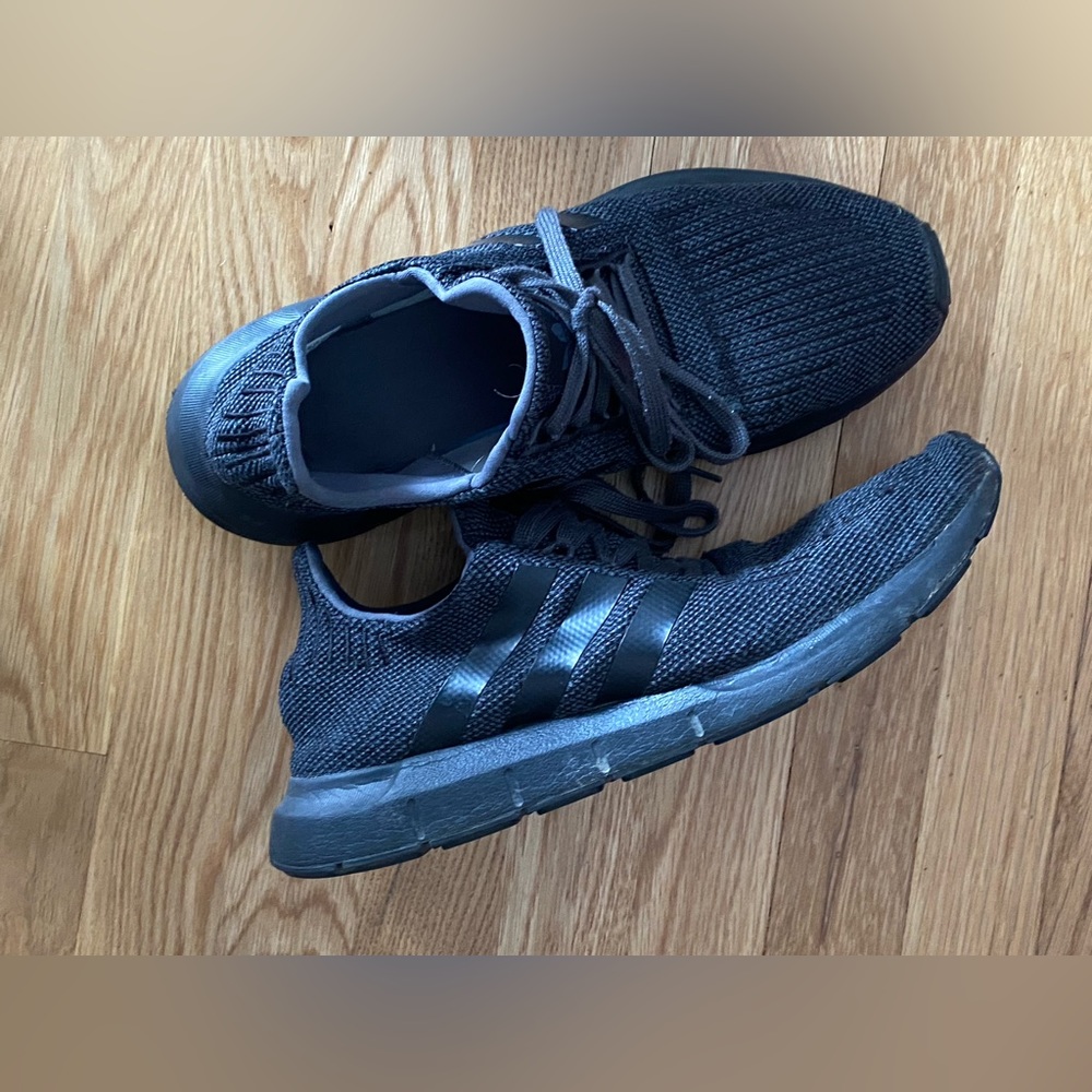 Adidas swift run size 12